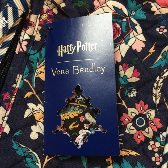 NWT Vera Bradley x Harry Potter Sling Backpack  home to hogwarts - Picture 3 of 9